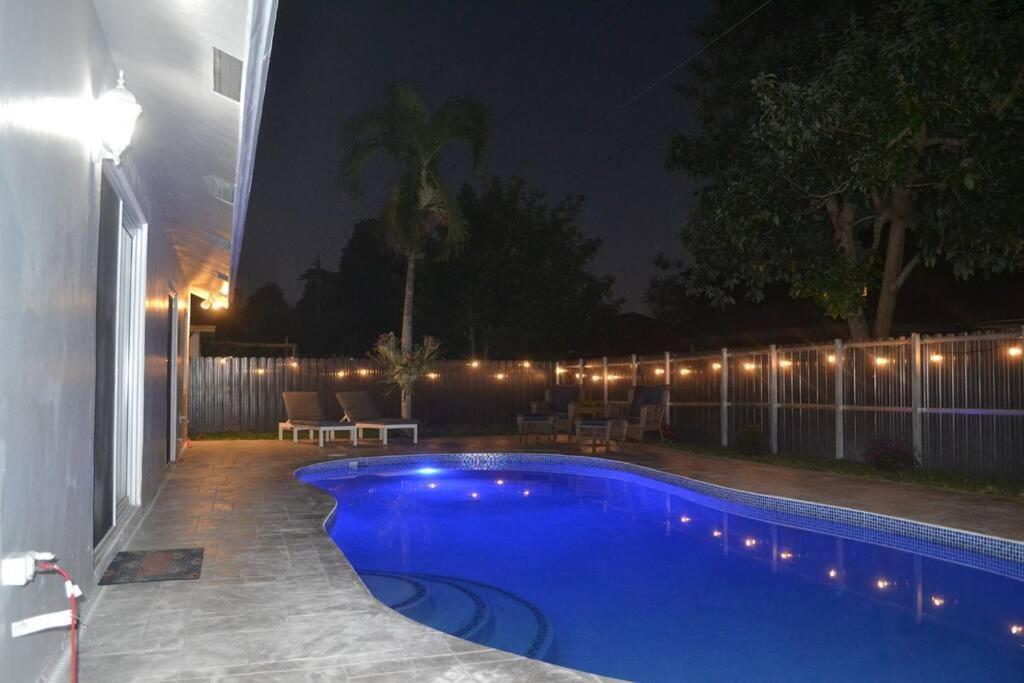 Spacious 4 Bedrooms, 2 Bathroom House With Pool Miramar Eksteriør bilde