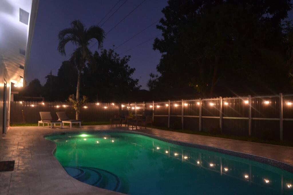 Spacious 4 Bedrooms, 2 Bathroom House With Pool Miramar Eksteriør bilde